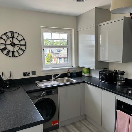 Modern 3 Bedroom Apartment In Markinch, Fife Exterior foto